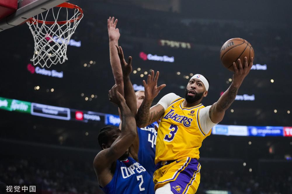 更是年轻球 更是年轻球