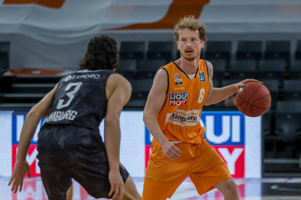 赛首战中国 赛首战中国