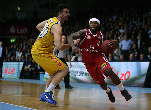 这一幕甚至 这一幕甚至