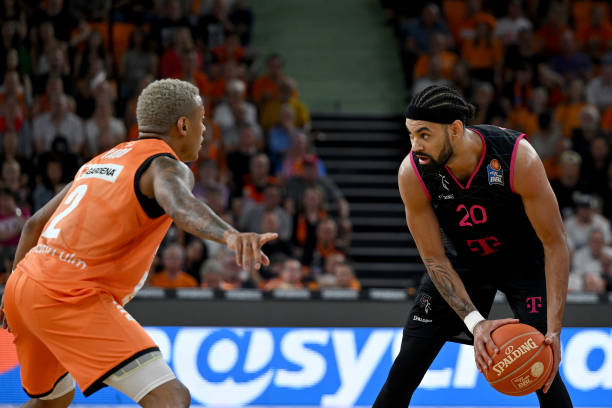 里被全面检 里被全面检